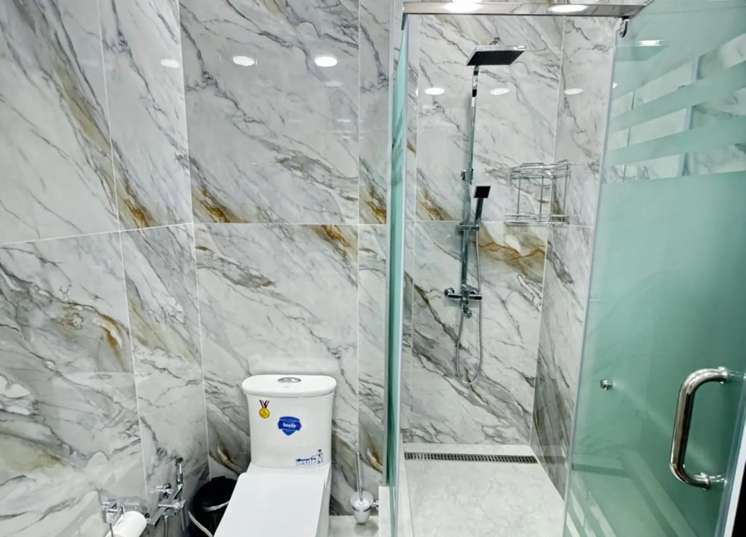 2Room Meridian Apartments Opposite Mega Park Near Arbat Almaty Kazachstán